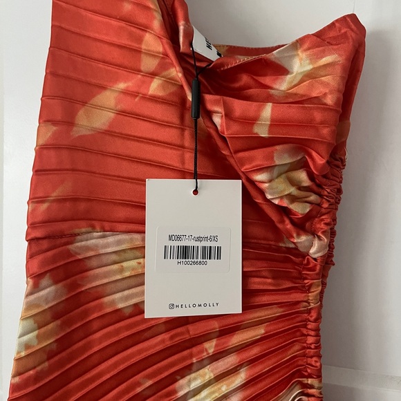 Hello Molly Golden Touch Satin One Shoulder Maxi Dress (Rust) - Picture 6 of 8